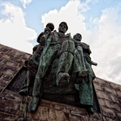  mg 1252 edit www 20100320