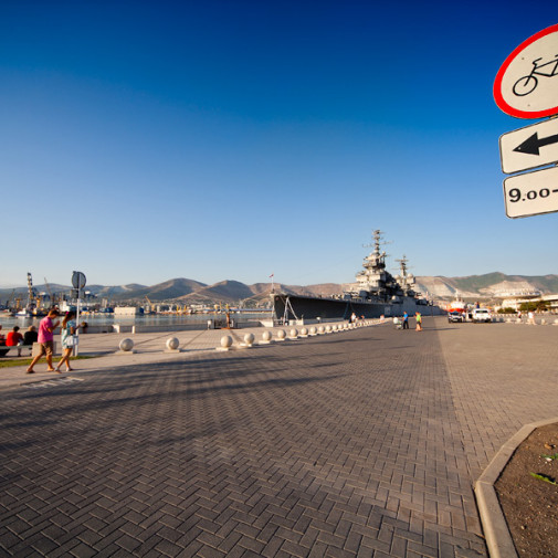  mg 4393 www 20100905